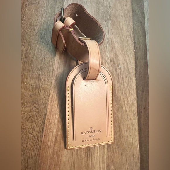 Like New Louis Vuitton Luggage Tag And Poignant Set - Picture 5 of 5